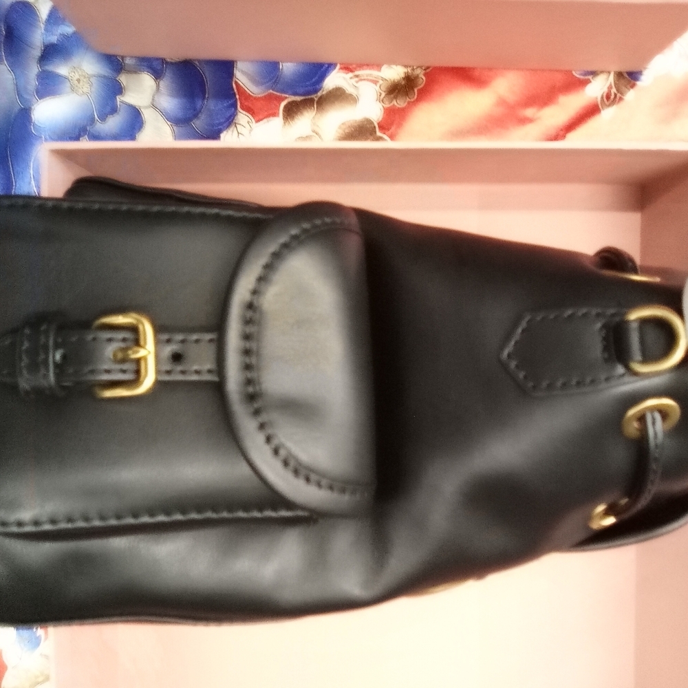 Miu Miu Elegant Black Backpack - Picture 6 of 16